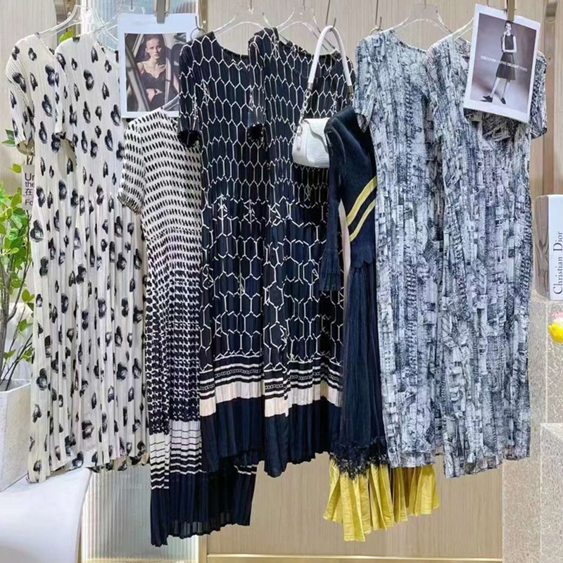 Three 24 vestido Floral House  - Summer Clothing Discount reseña y precio